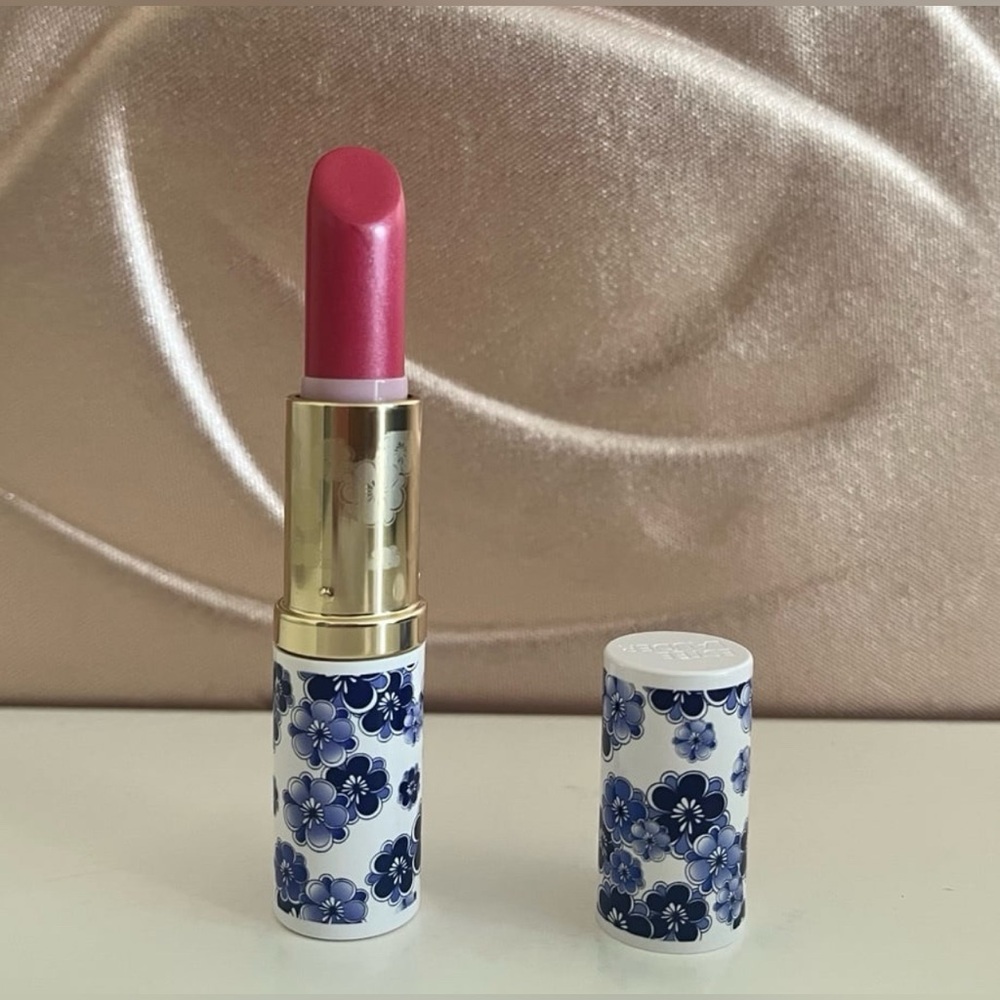 Esteelauder limited edition lipstick (pink sunset) 3.5g